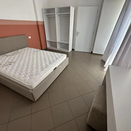 Lulu Suites Golem (Tirana)