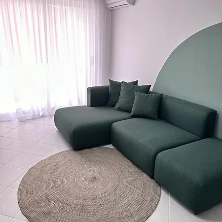 Lulu Suites Apartment Golem (Tirana)
