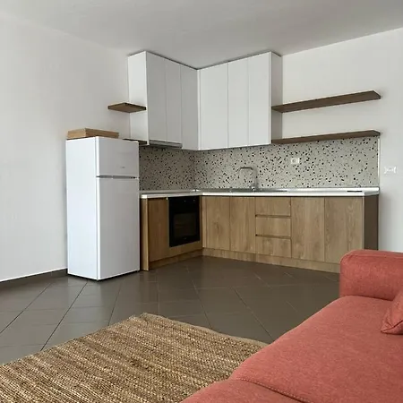Apartment Lulu Suites Golem (Tirana)