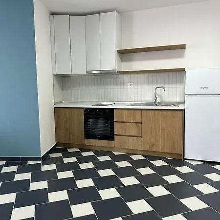 Lulu Suites Golem (Tirana)