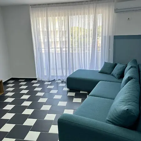 Lulu Suites Golem (Tirana)